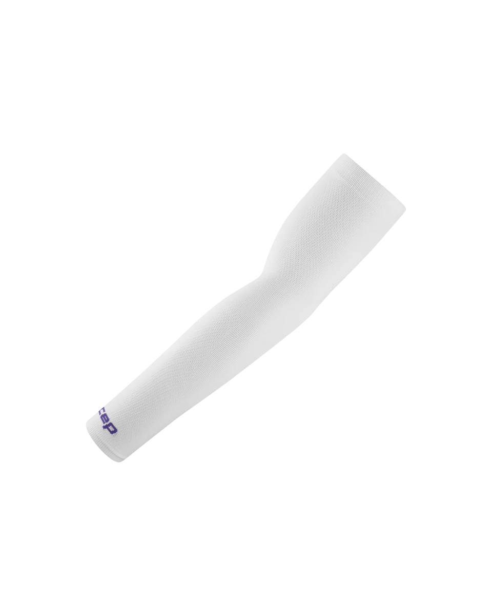 CEP Unisex's Run Ultralight Long Arm Sleeves - White