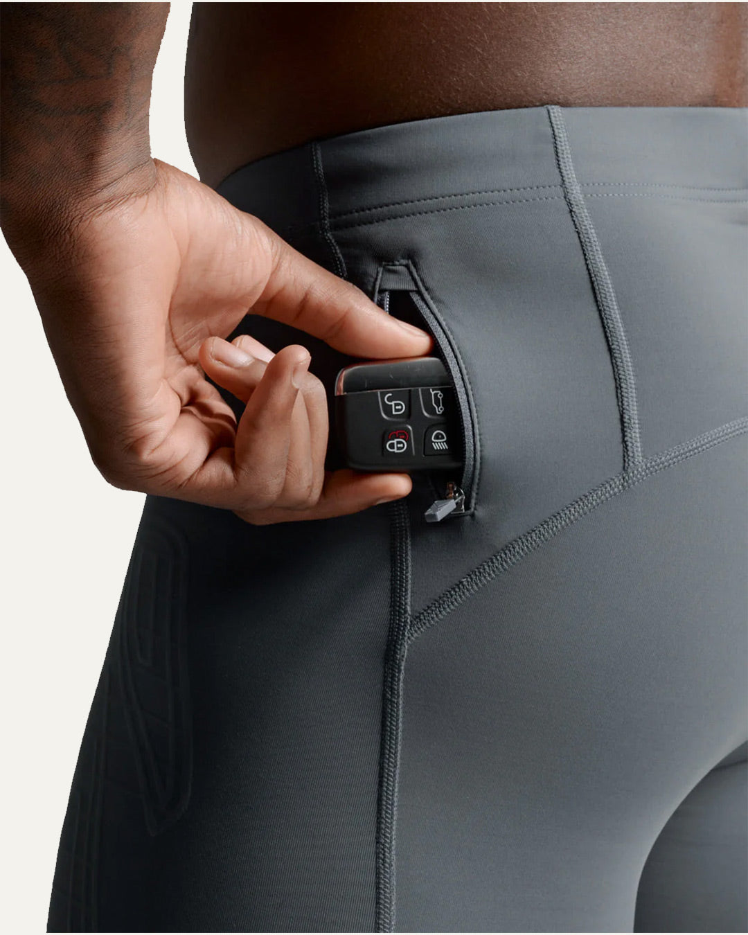 2XU Men's Light Speed Compression Shorts - Turbulence/Black Reflective