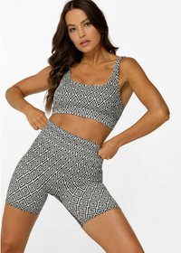 Lorna Jane Retro Seamless Sports Bra - Monochrome Argyle Print