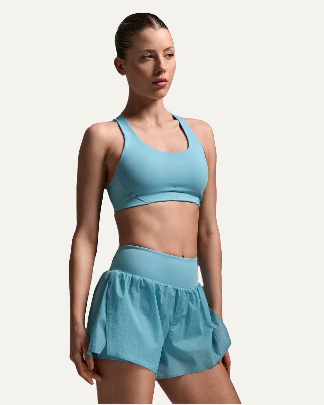 2XU Women's Aero Mesh Medium Impact Bra - Retro Blue/Retro Blue Reflect