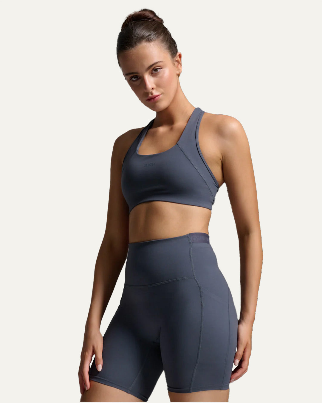 2XU Women's Form Racerback Medium Impact Bra - India Ink/India Ink