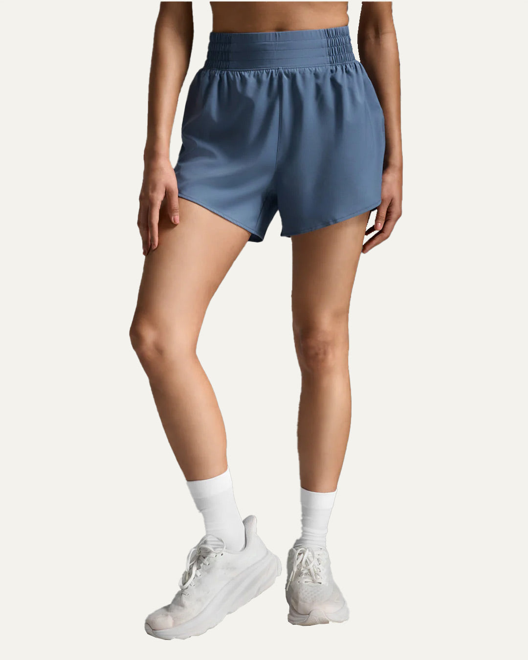 2XU Women's Aero Hi-Rise 4 Inch Shorts - Indigo/Indigo Reflective