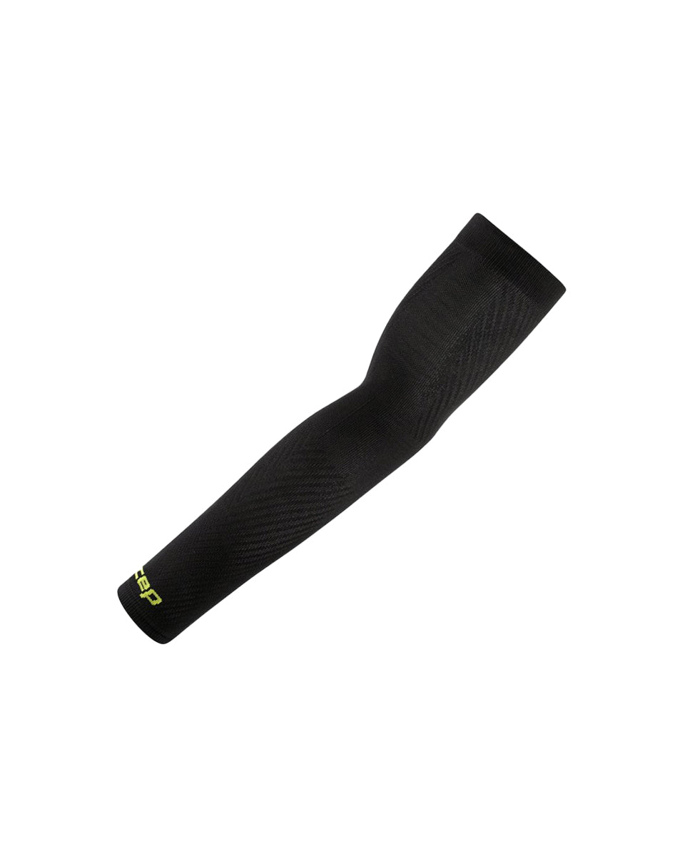CEP Unisex's Run Ultralight Short Arm Sleeves - Black