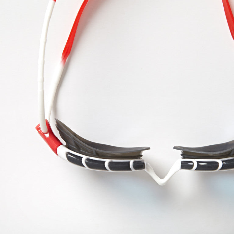 ZOGGS Predator - White/Red - Tinted Blue Lens - Regular