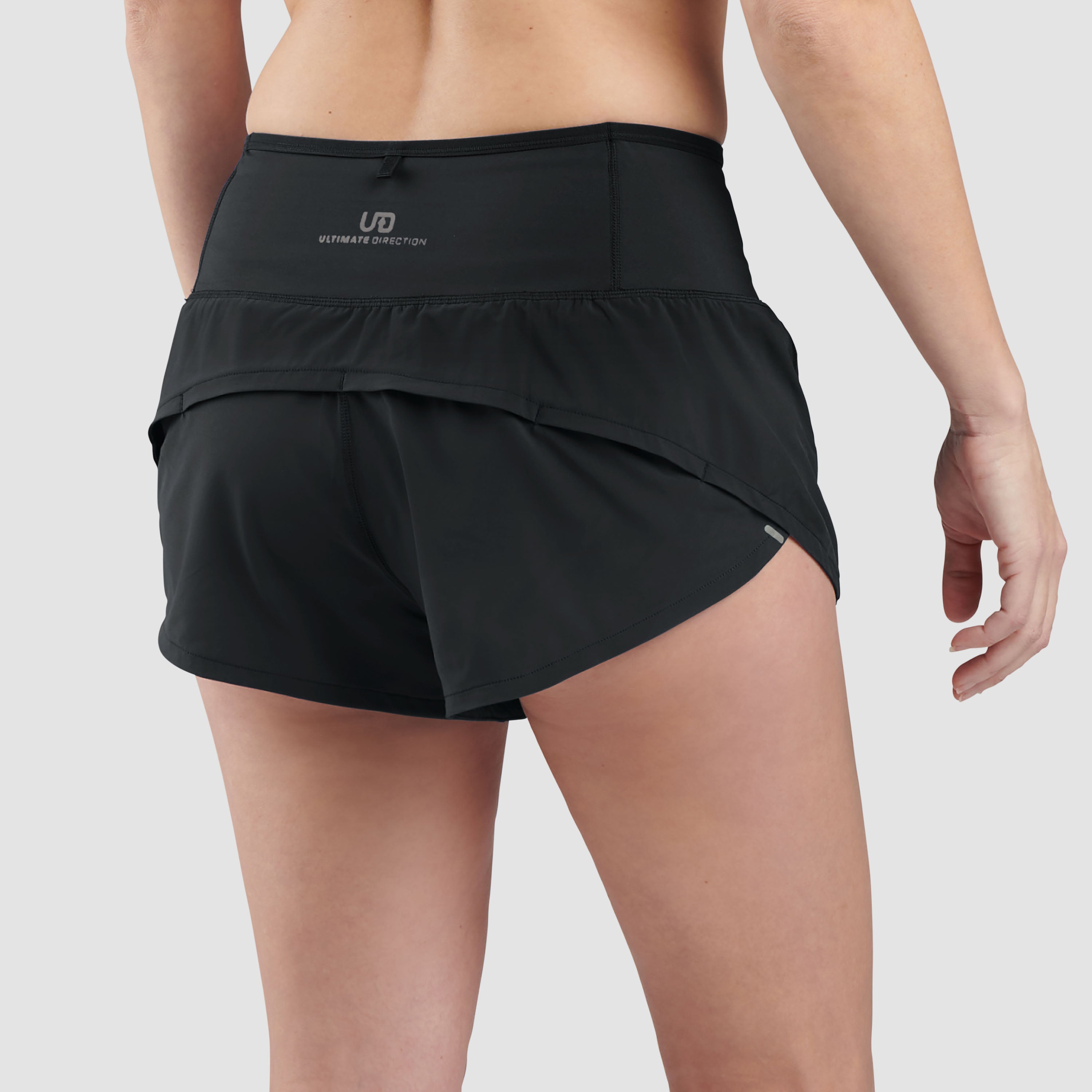 Ultimate Direction Women's Velum Short 2.5"- Onyx