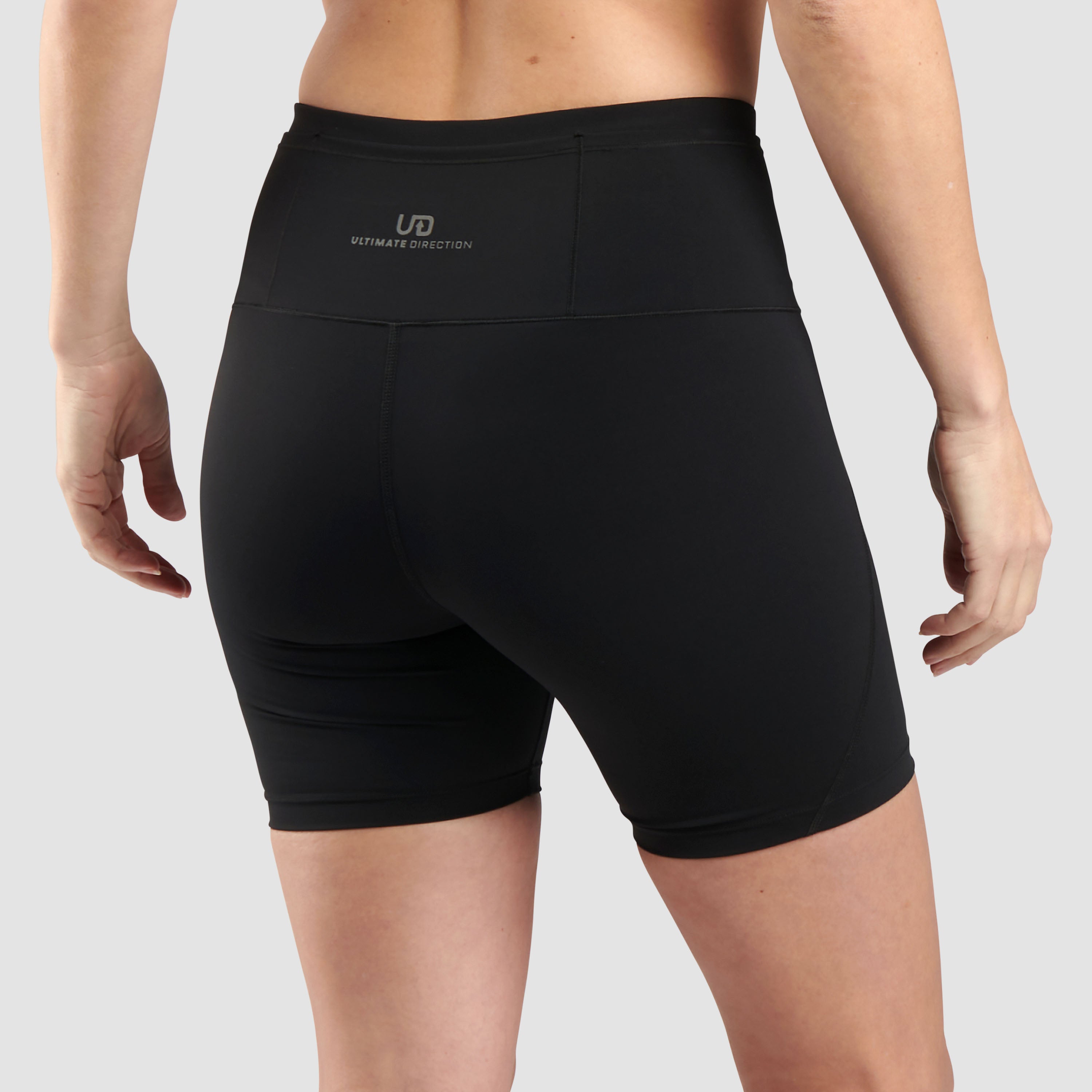 Ultimate Direction Women's Race Velum Short 6"- Onyx