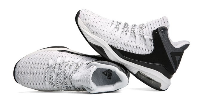 White 2025 metallic shoes