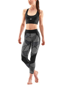 SKINS Women's Compression Long Tights 3-Series - Black Angle