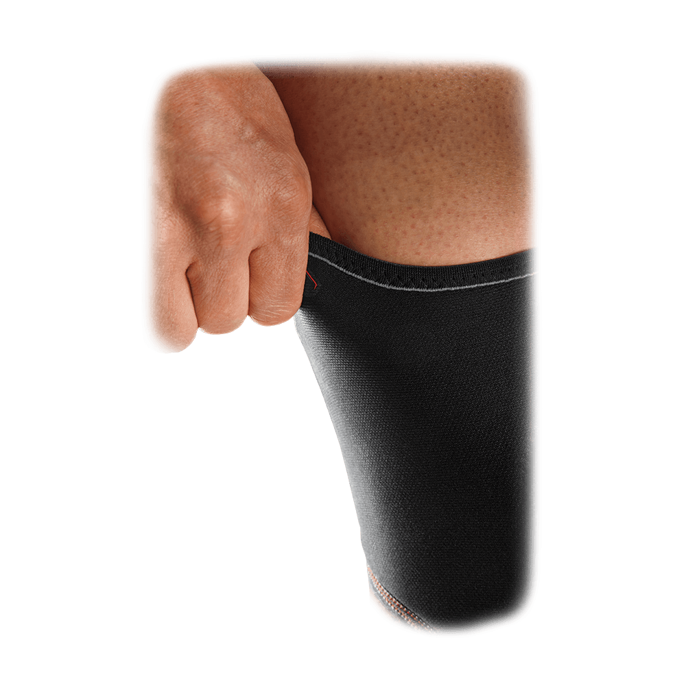 McDavid Knee Sleeve w/open patella - Black