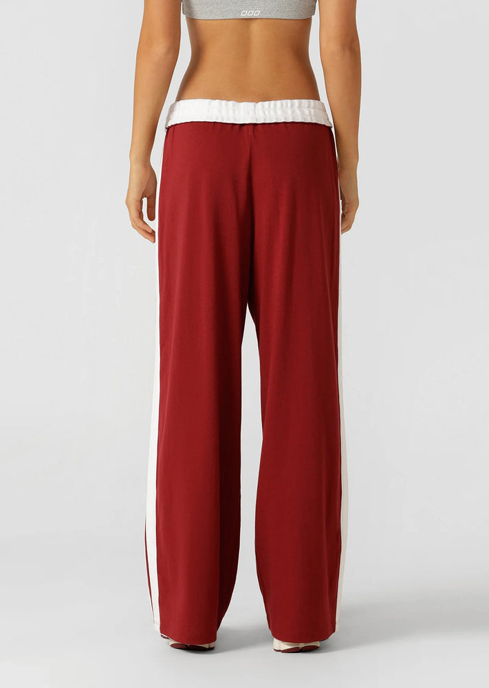 Lorna Jane Dance Pants - Cherry