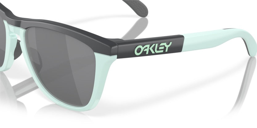 Oakley Frogskins Range A Matte Carbon/Blue Milksh w/Prizm