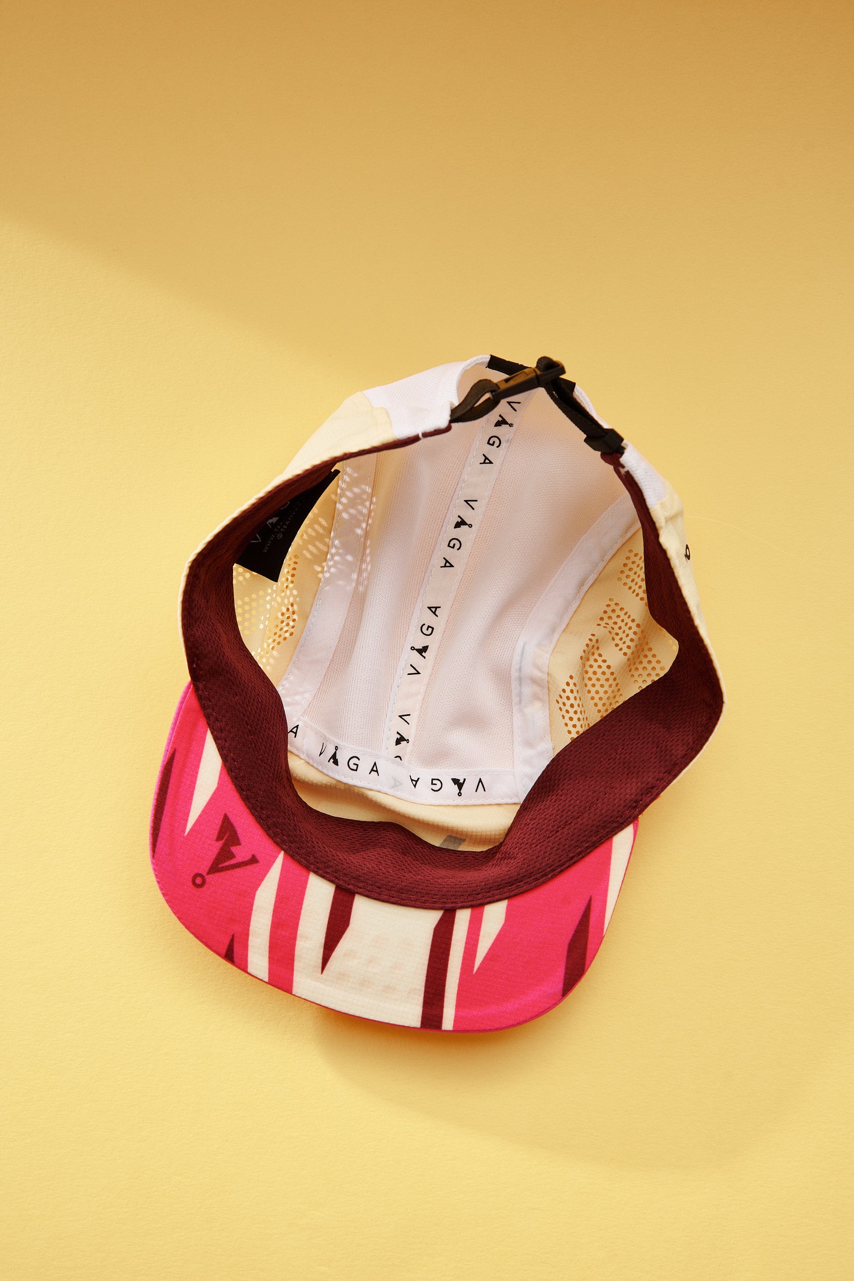 VAGA Feather Racing Cap - Poster Pink/Pale Yellow/White/Bordo