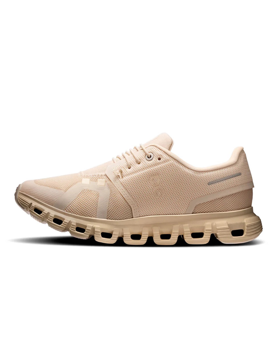 ON Women's Cloud 6 - Sand/Sand