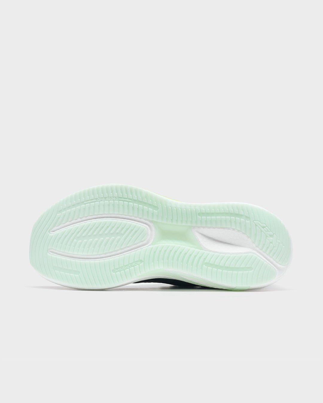 Xtep Women's 2000km Plus - Black