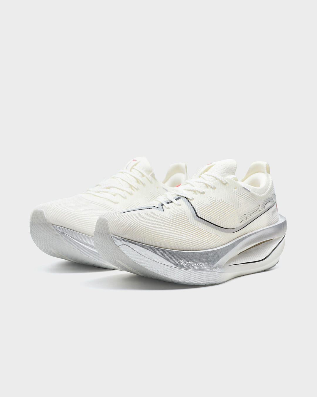 Xtep Men's 160X 7.0 PRO - Canvas White/Silver – Key Power Sports