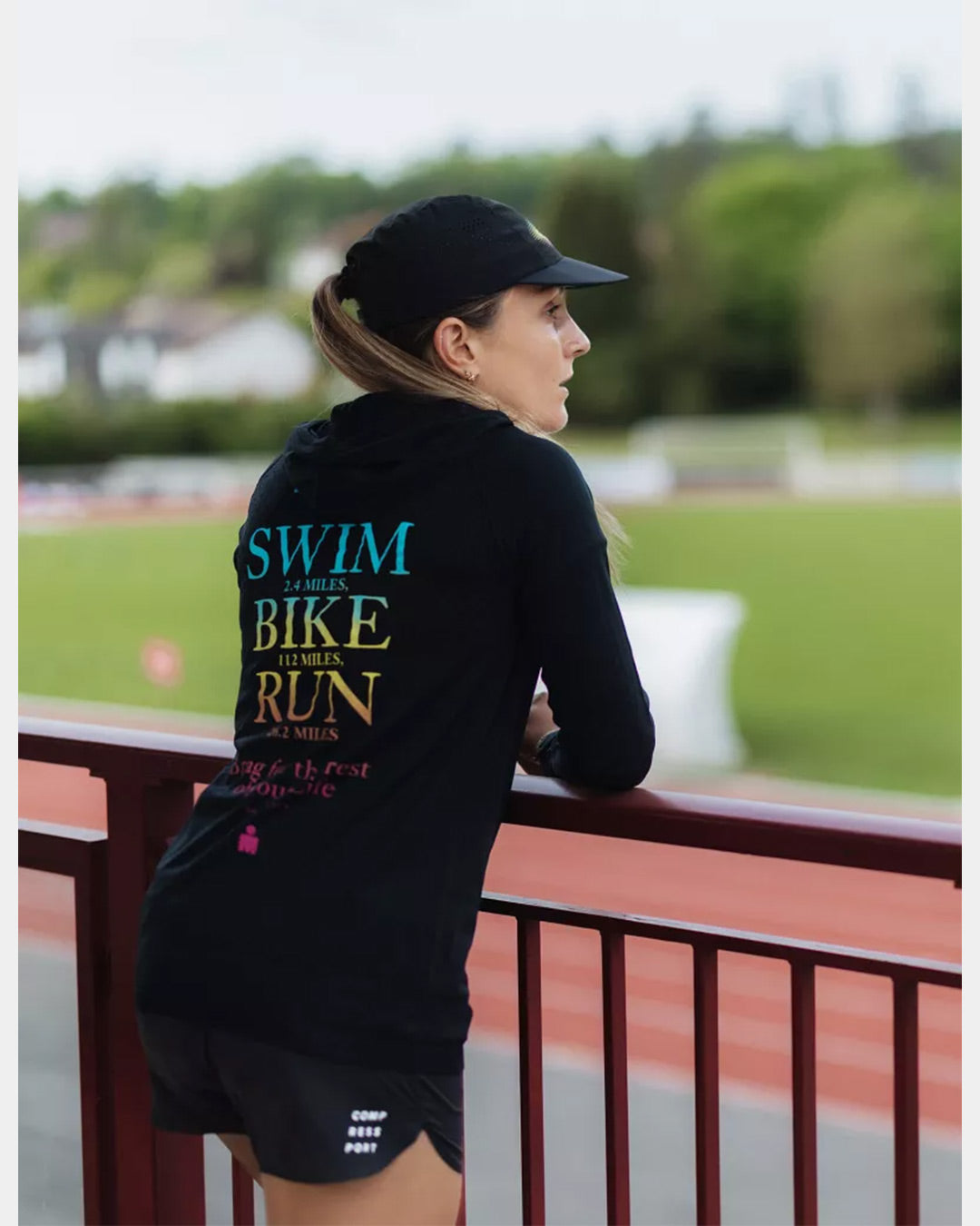 Compressport Women's 3D Thermo Seamless Hoodie Zip Ironman 2026 L2 - Black