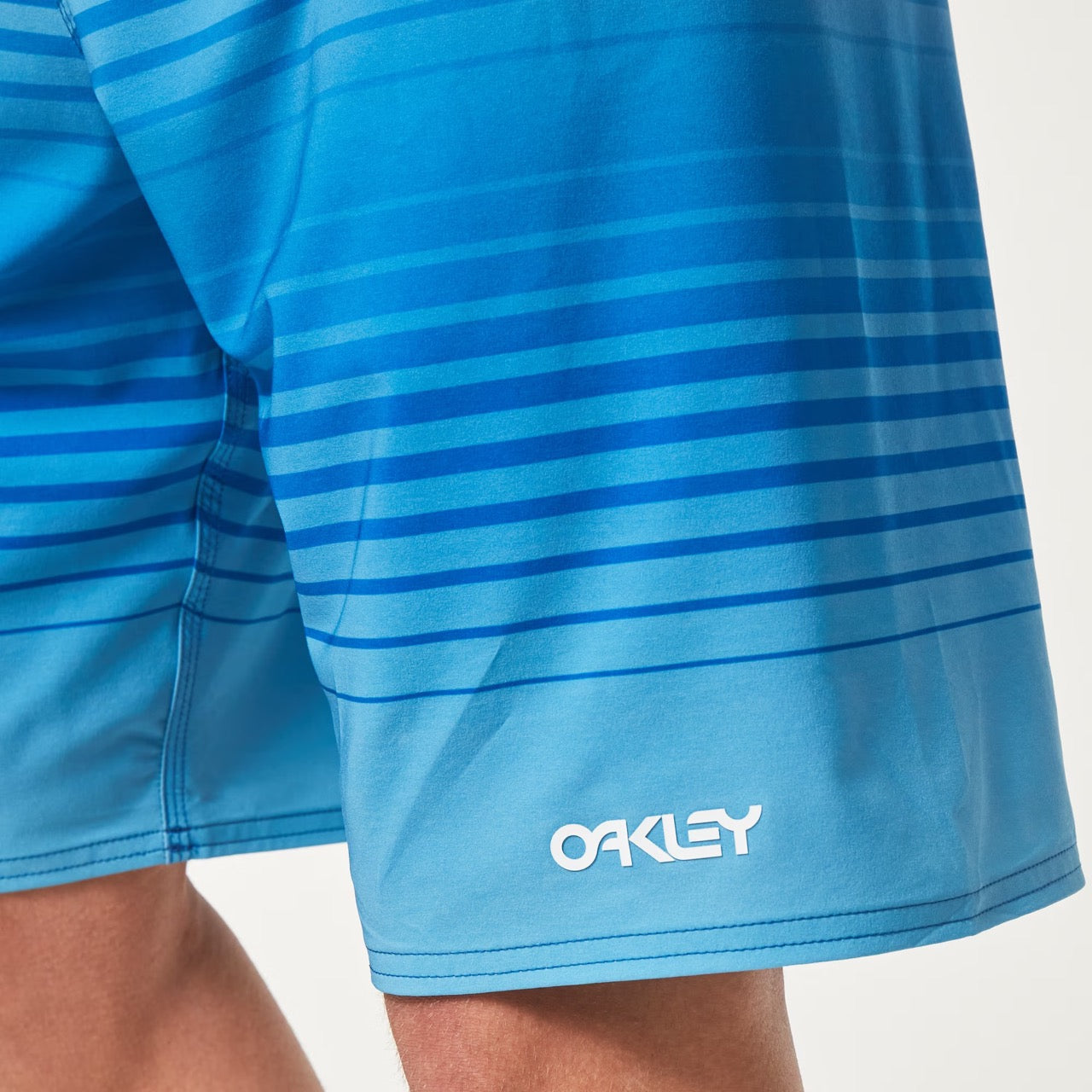 Oakley Fade Out 21 Rc Boardshort - Blue Stripe