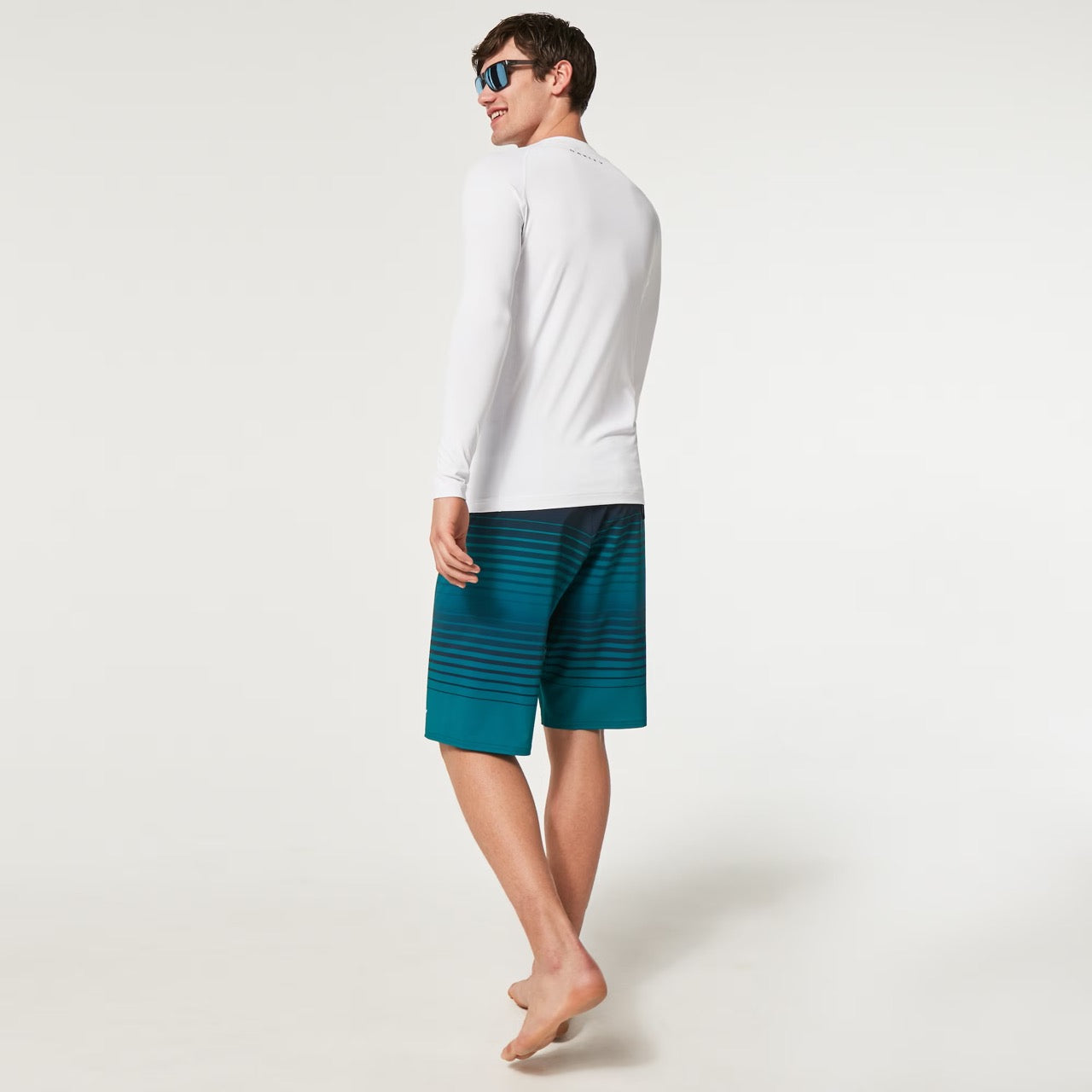 Oakley Fade Out 21 Rc Boardshort - Green/Fathom Stripes