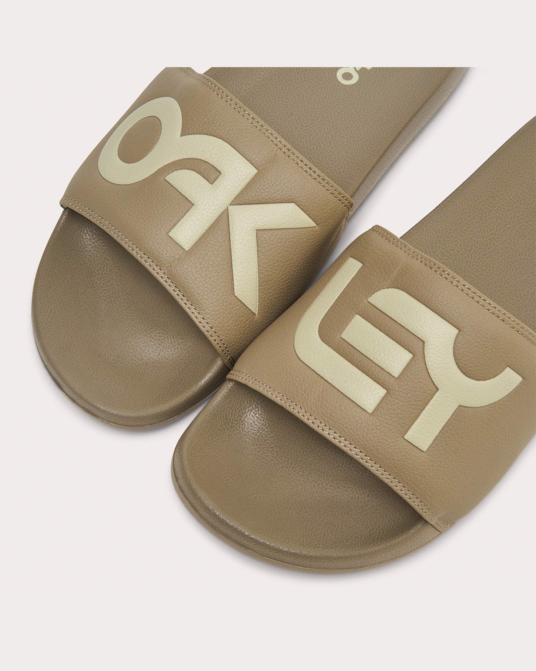 Oakley Men's Oakley B1B Slide 2.0 - Rye