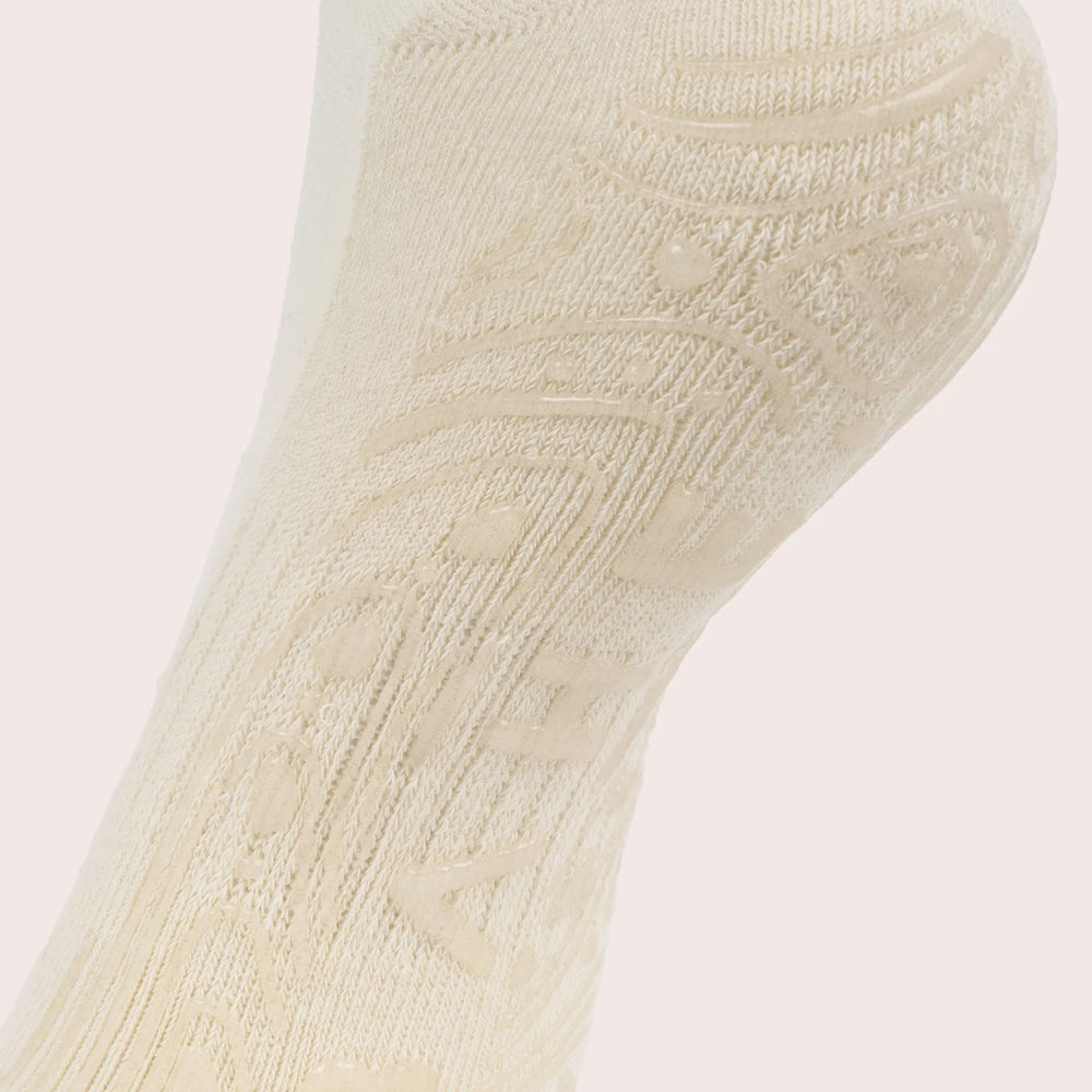 BAHE Grounded Grippy Ankle Socks - Coconut
