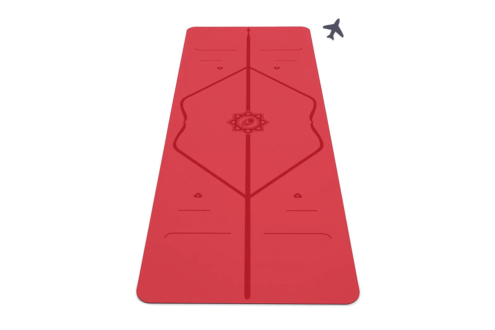 Liforme Love Expressions Travel Mat - Red Love