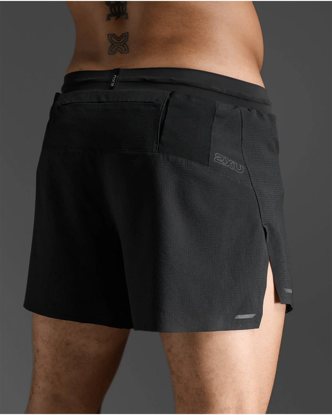 2XU Men's Light Speed Stash 5inch Shorts - Black/Black Reflective
