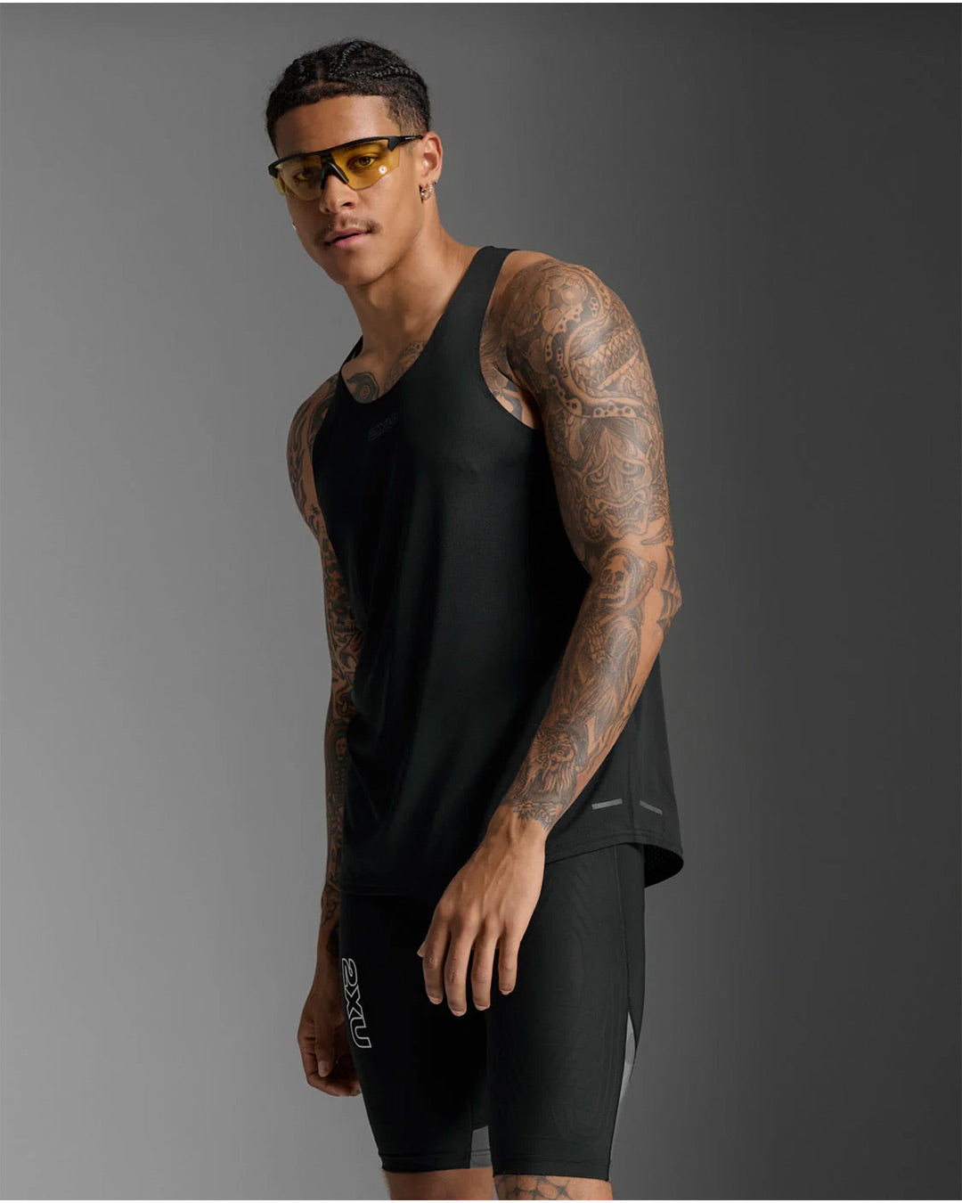 2XU Men's Light Speed Tech Singlet - Black/Black Reflective