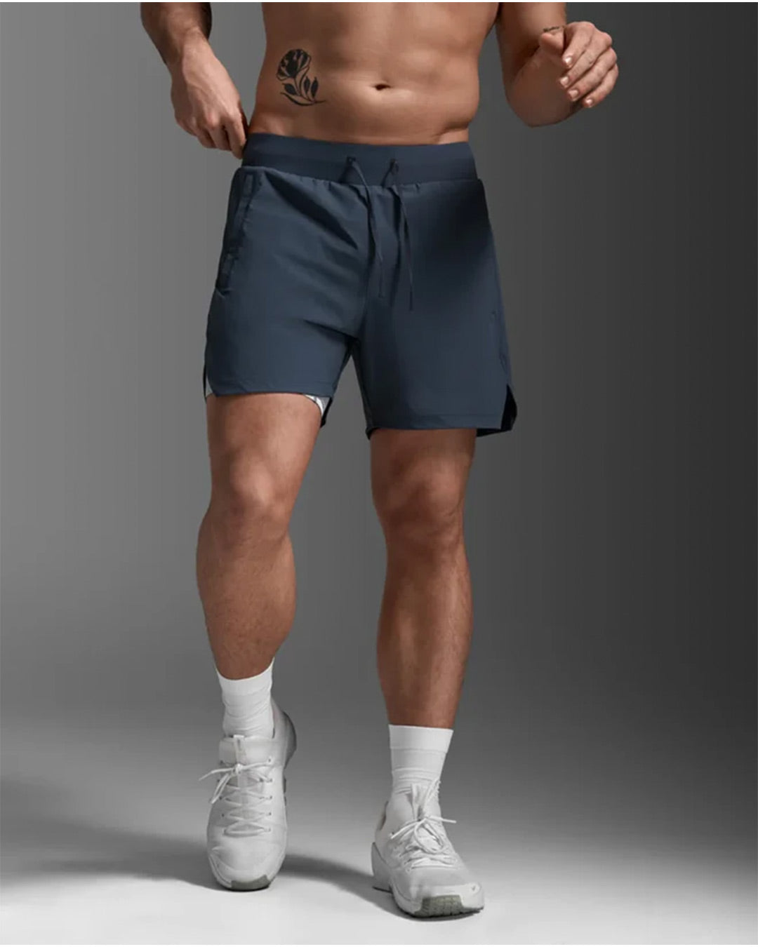 2XU Men's Motion 2in1 5inch Shorts - Indigo/White