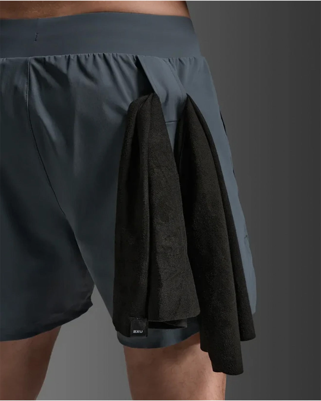 2XU Men's Motion 2in1 5inch Shorts - Turbulence/Black