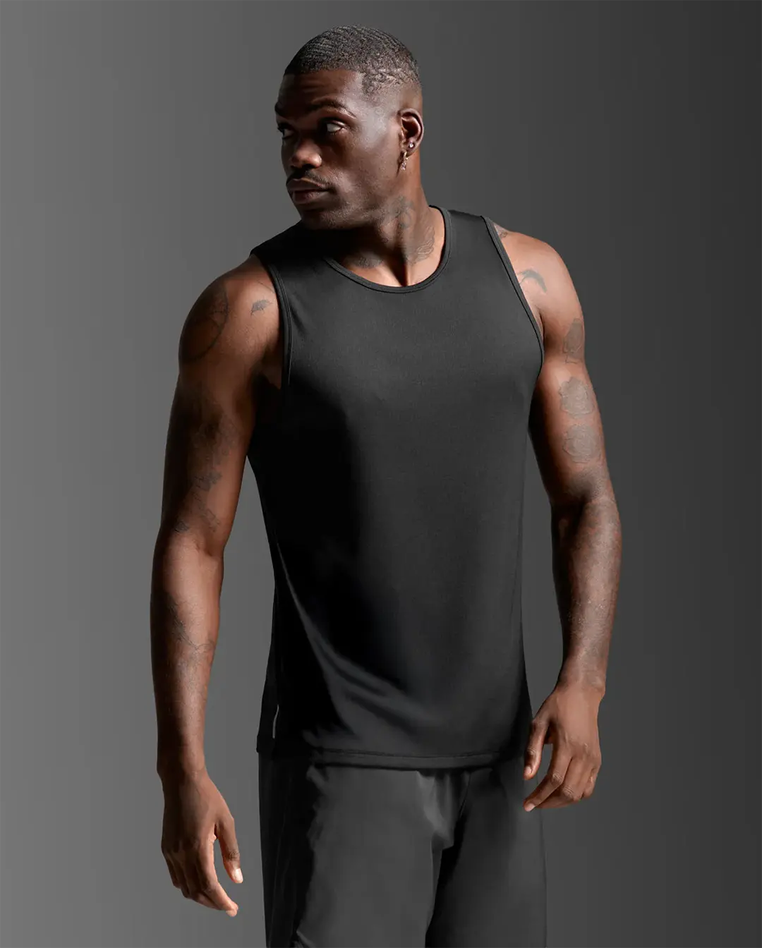 2XU Men's Aero Mesh Tank - Black/Silver Reflective