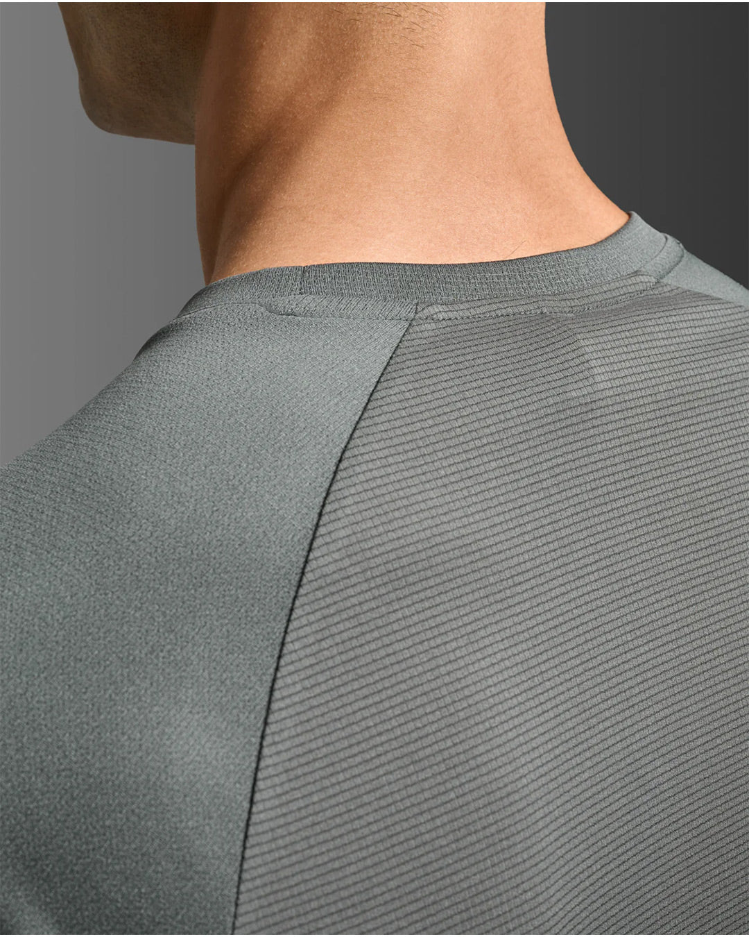 2XU Men's Aero Mesh Tee - Jupiter/Black Reflective