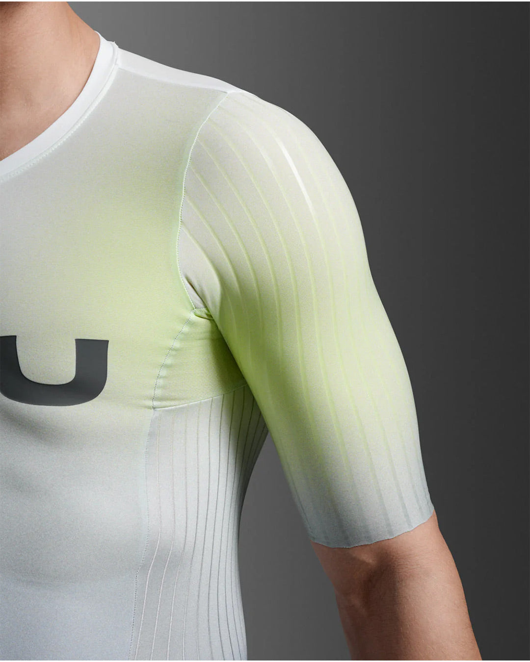 2XU Men's Light Speed React Sleeved Trisuit - Cool Matcha/India Ink