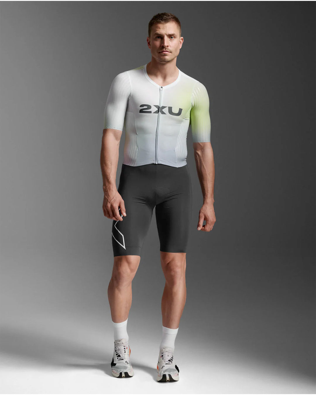 2XU Men's Light Speed React Sleeved Trisuit - Cool Matcha/India Ink