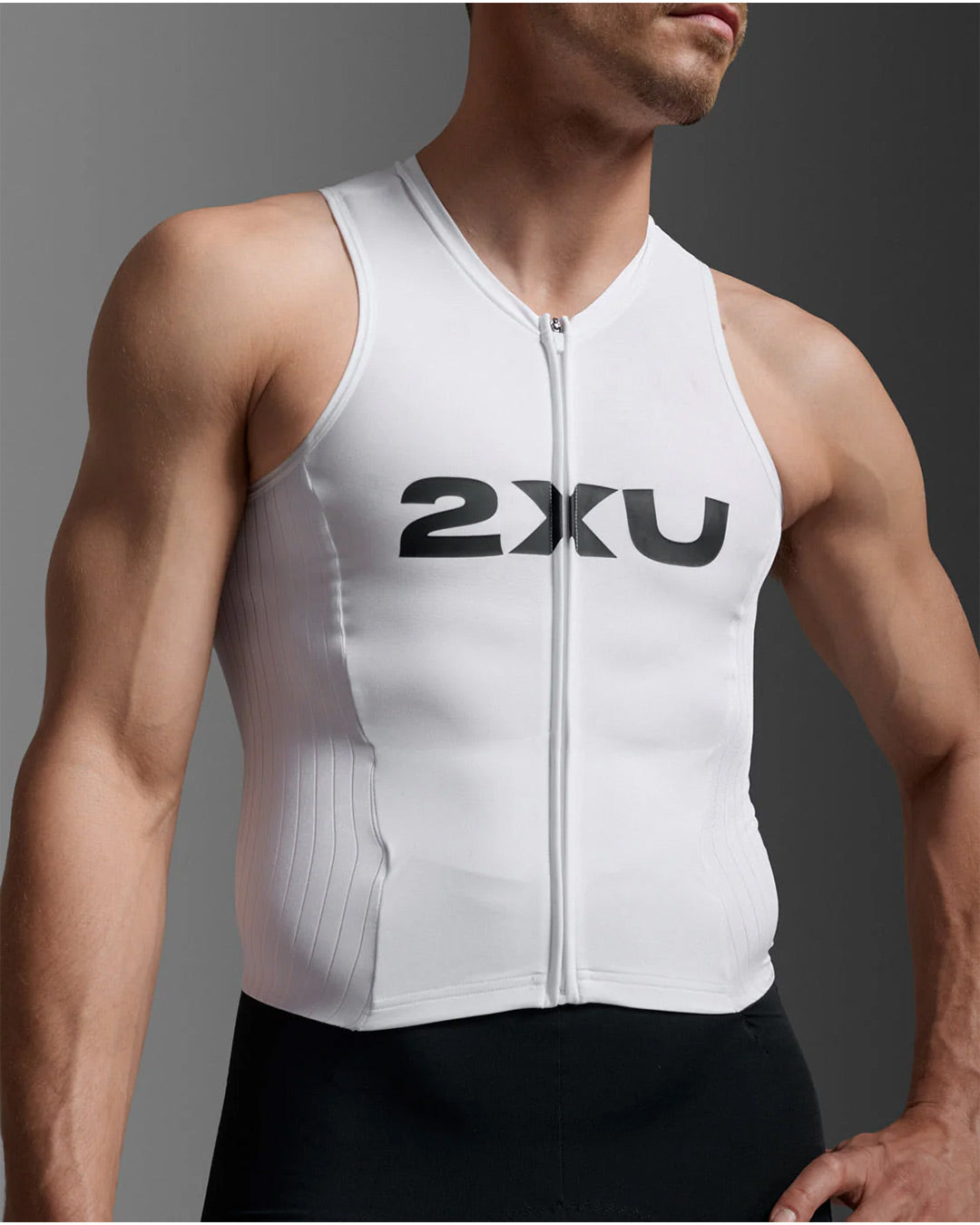 2XU Men's Light Speed React Trisuit - Black/White