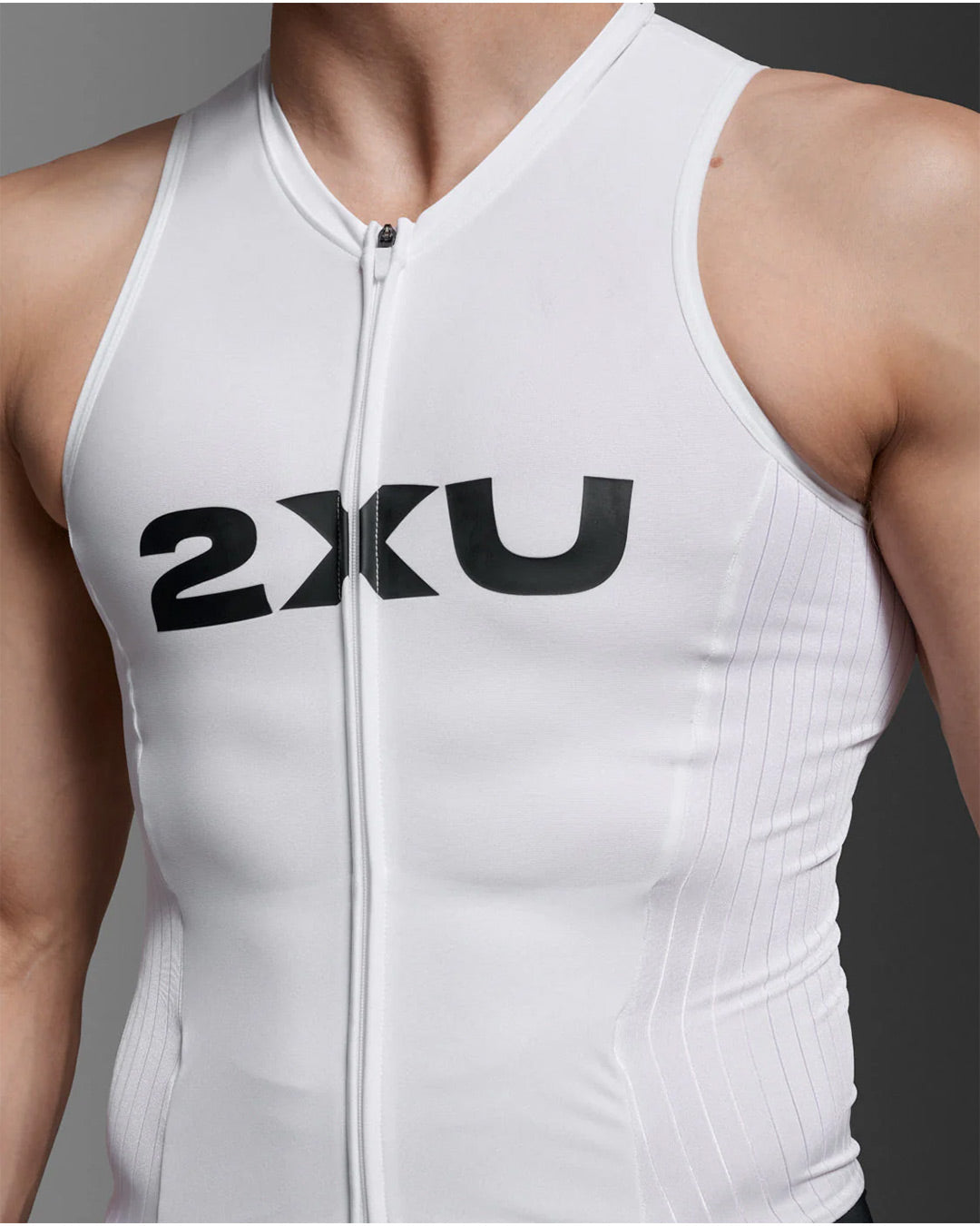 2XU Men's Light Speed React Trisuit - Black/White