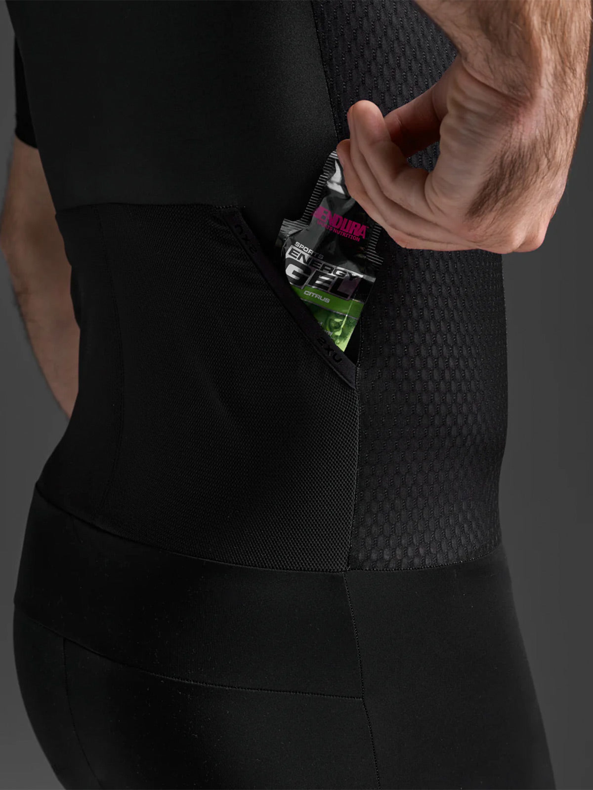 2XU Men's Aero Hex Sleeved Trisuit - Black/White – Key Power