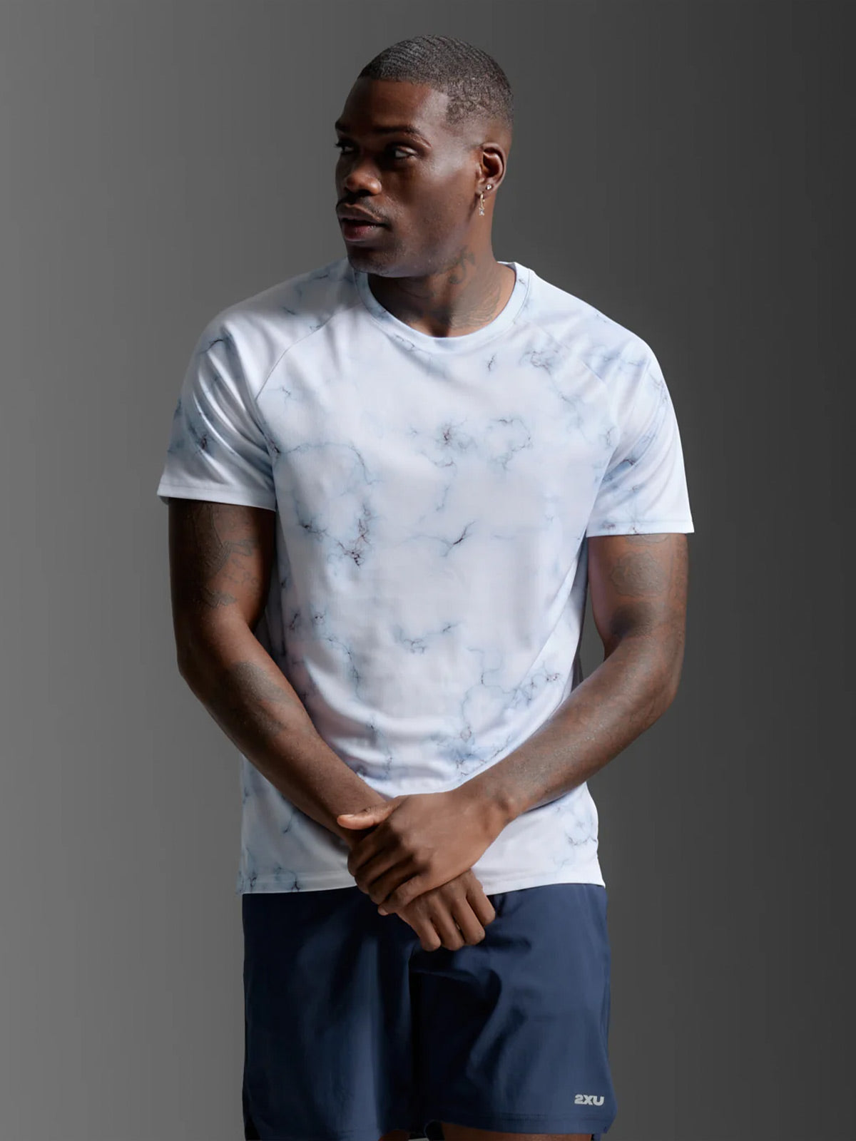 2XU Men's Aero Mesh Tee - Blue Marble/Black Reflective