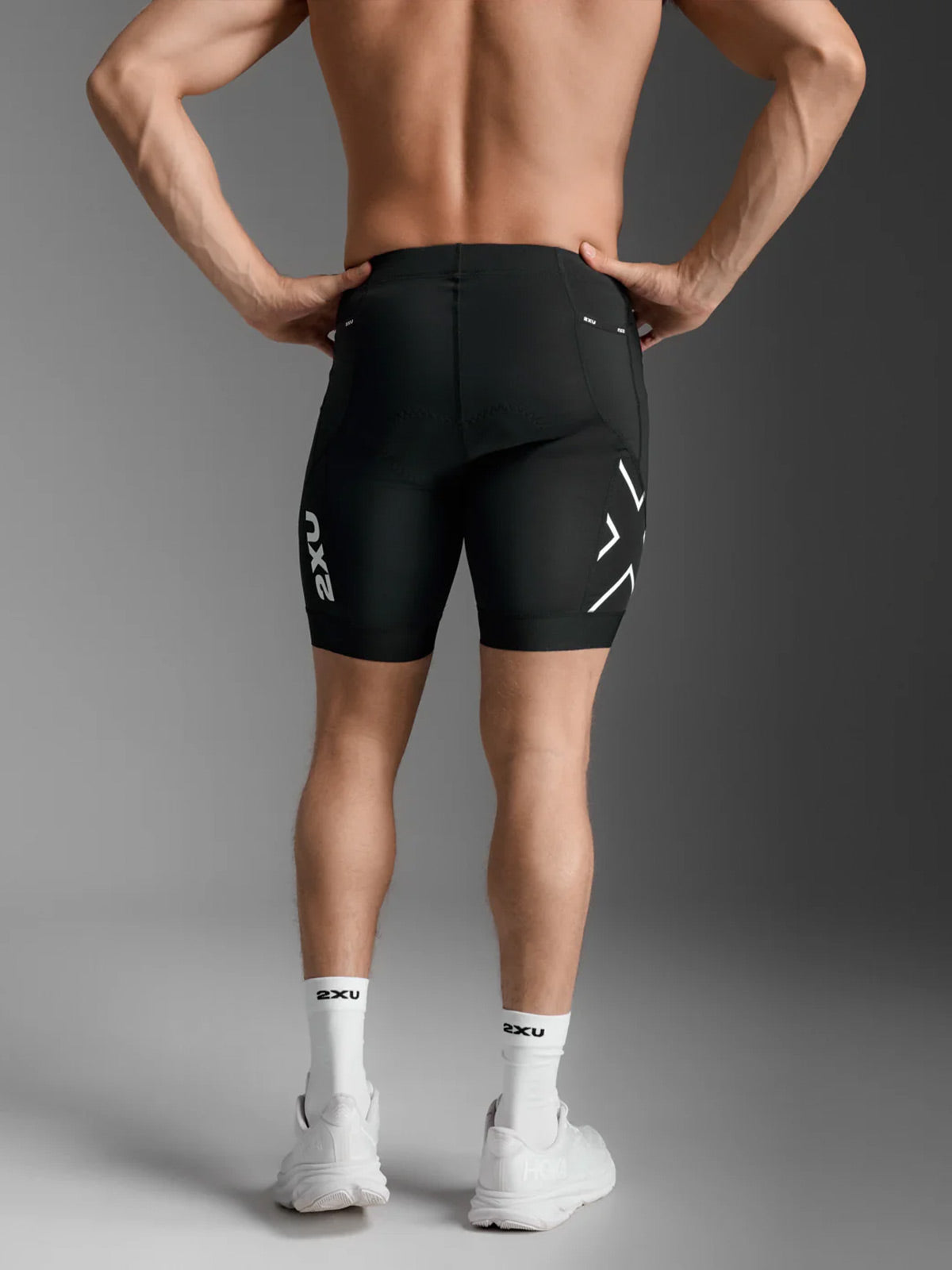 2XU Men's Core Tri 8inch Shorts - Black/White