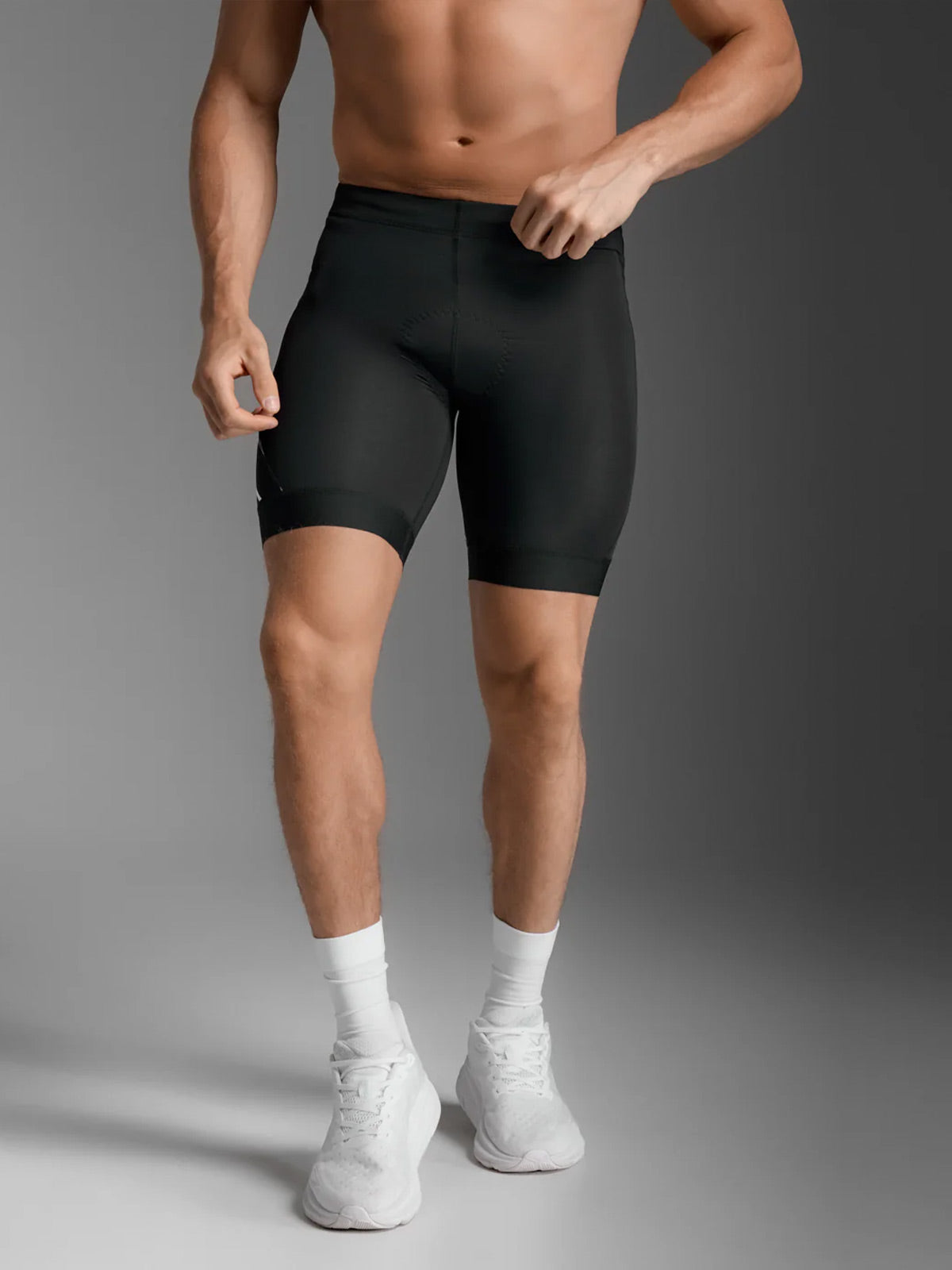 2XU Men's Core Tri 8inch Shorts - Black/White
