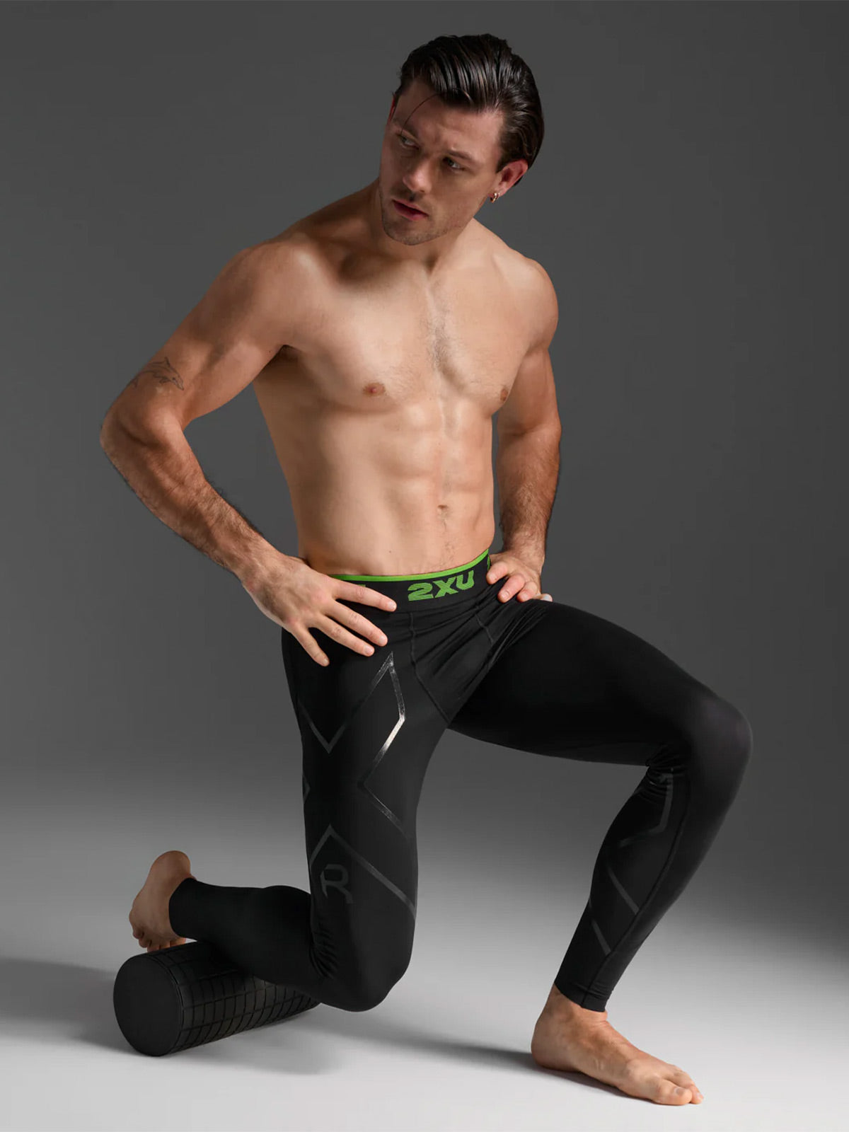 2XU Men's Refresh Recovery Comp Tights - Black/Nero – Key Power