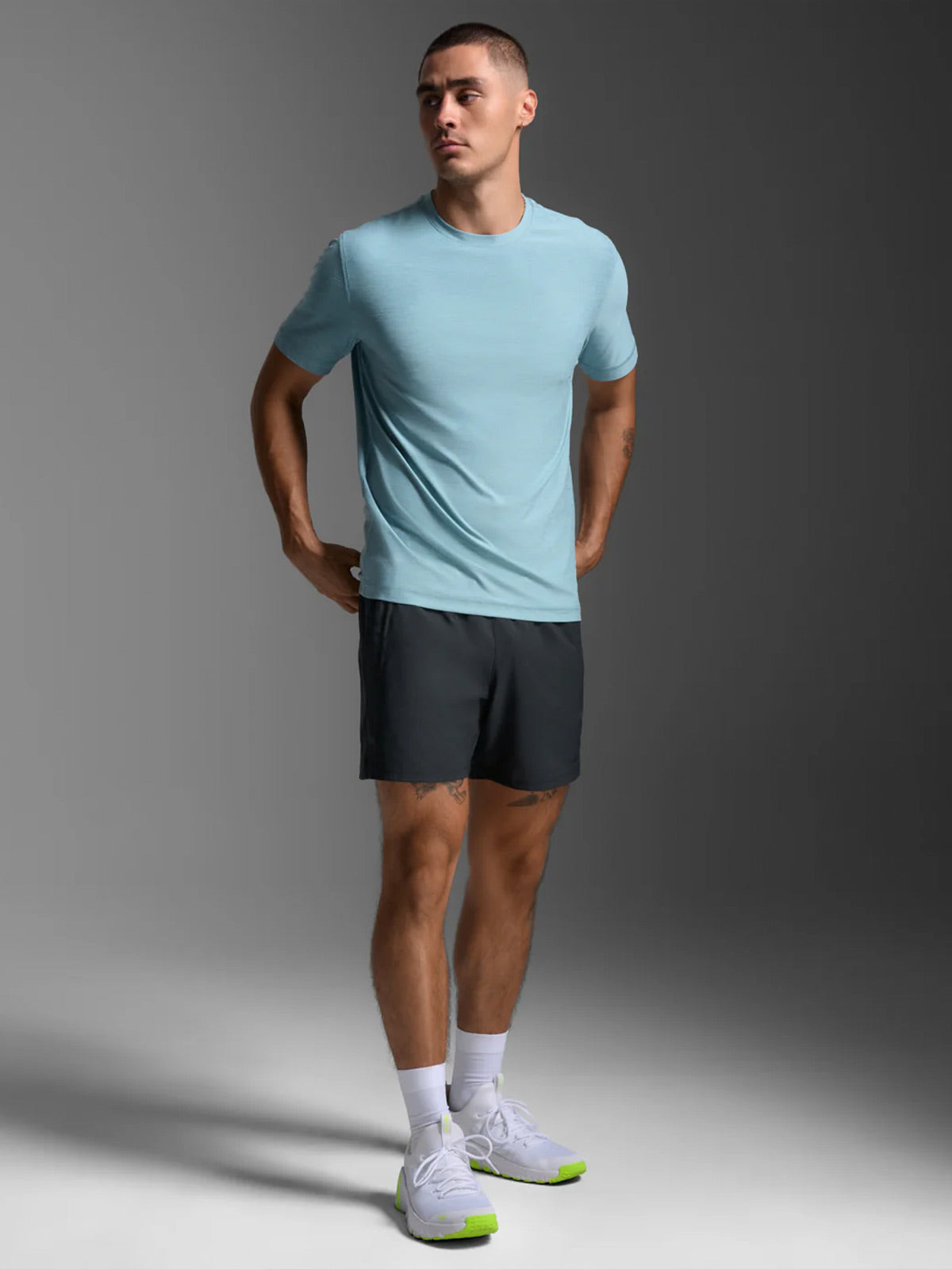 2XU Men's Signature Soft Jersey Tee - Chambray/Chambray