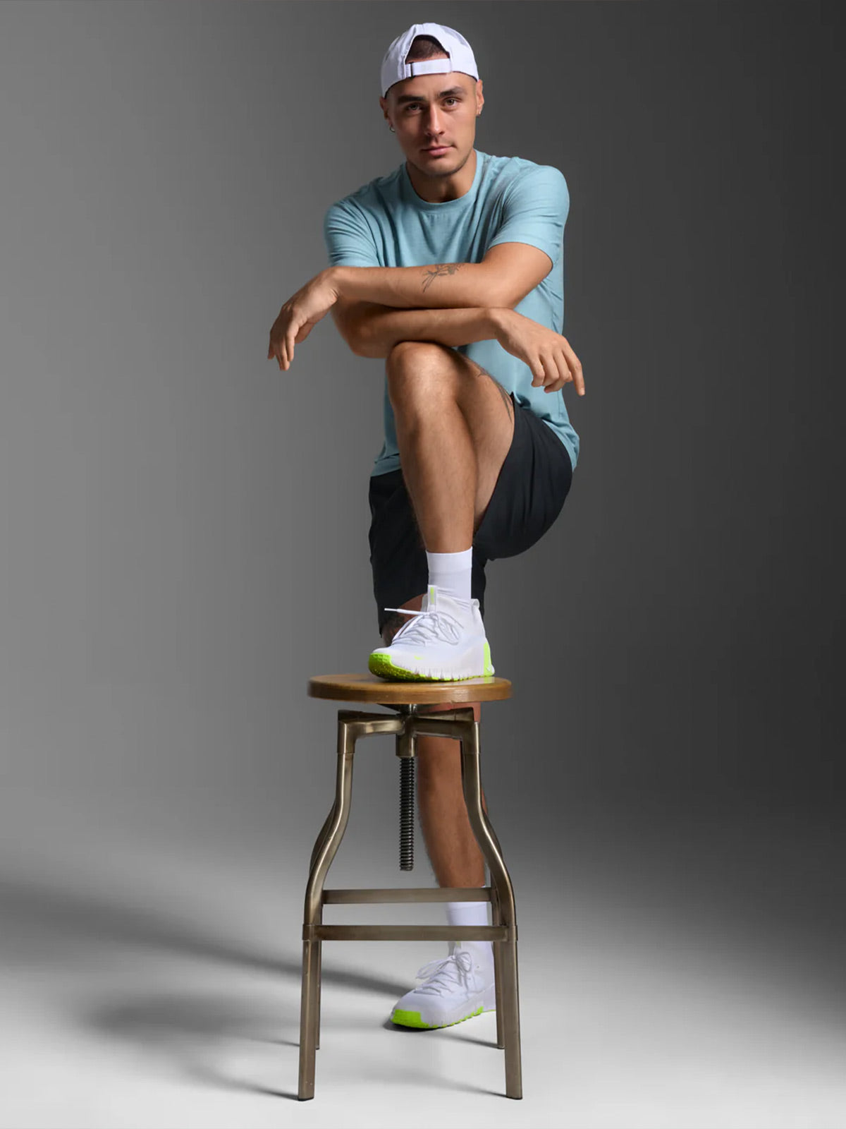 2XU Men's Signature Soft Jersey Tee - Chambray/Chambray