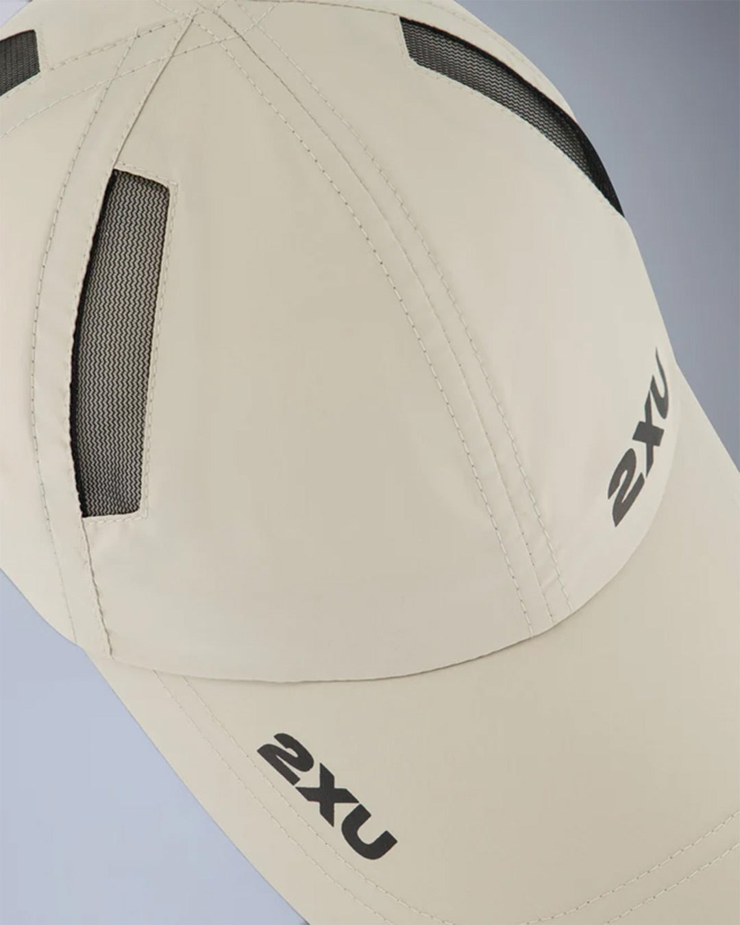 2XU Unisex's Run Cap - Pebble/Black
