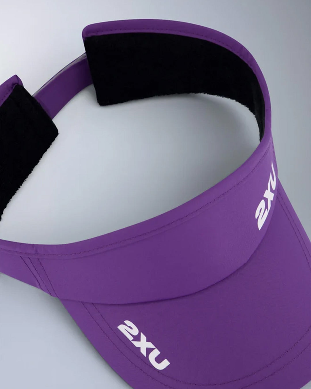 2XU Unisex's Run Visor - Purple Flash/White