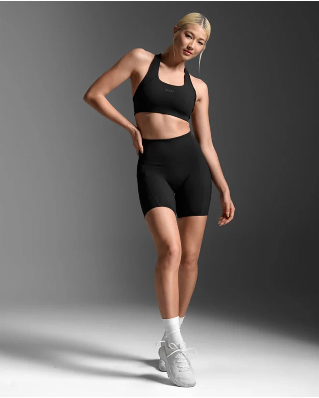 2XU Women's Form Stash Hi-Rise Bike Shorts - Black/Black1