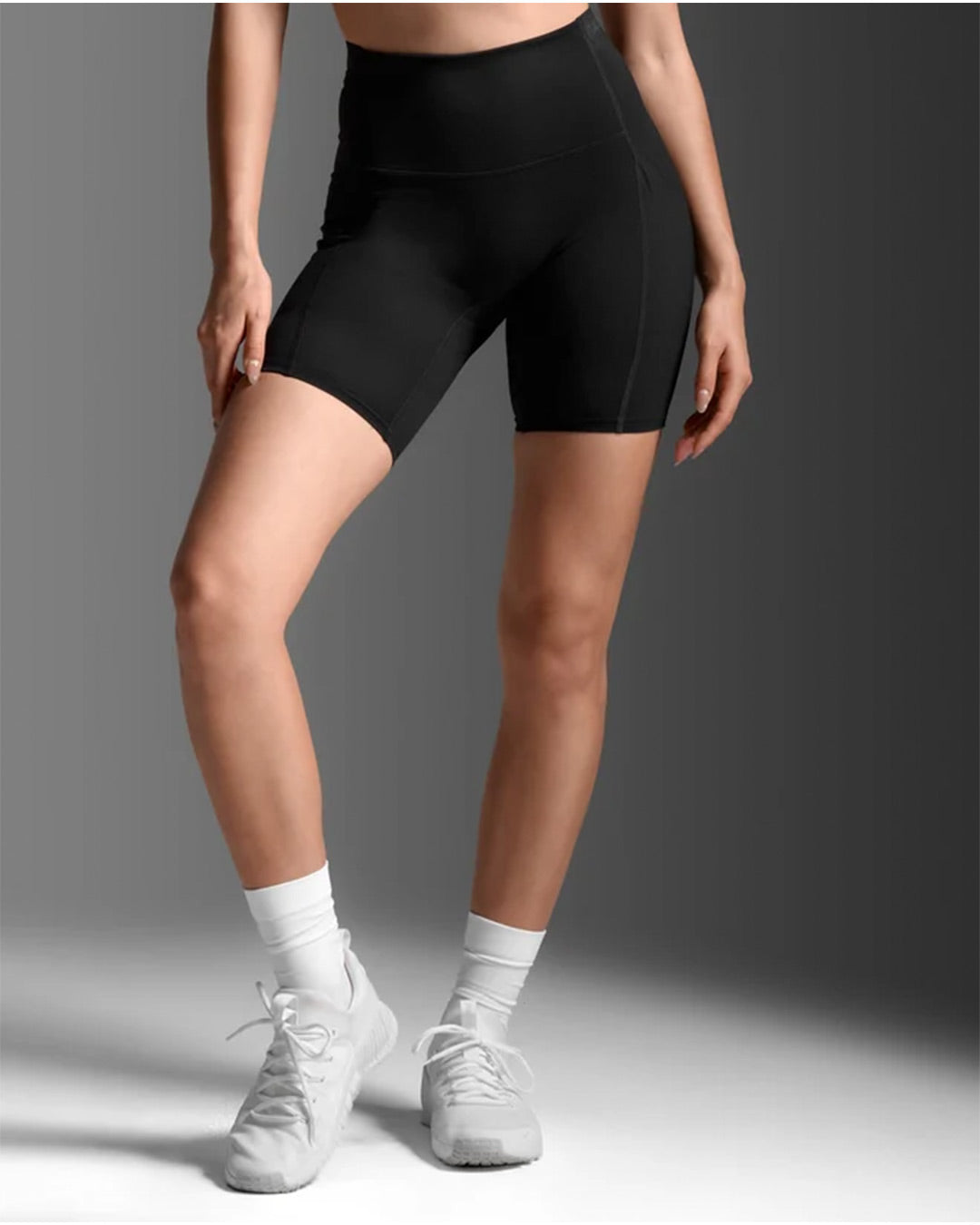 2XU Women's Form Stash Hi-Rise Bike Shorts - Black/Black1