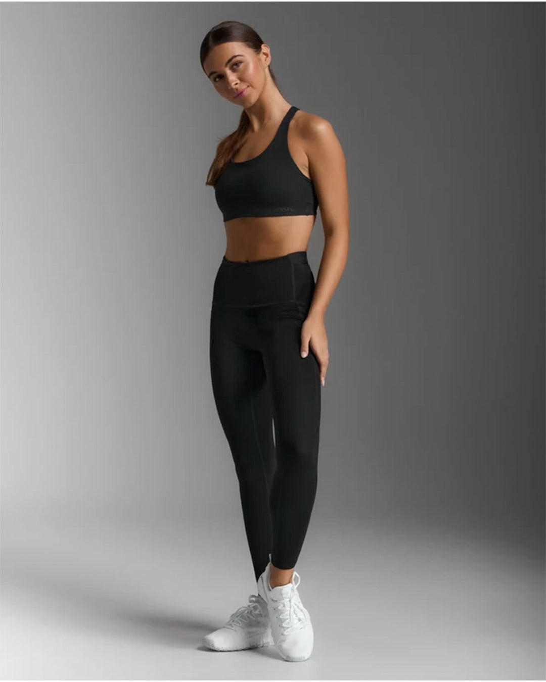 2XU Women's Form Strappy Low Impact Bra - Black/Black