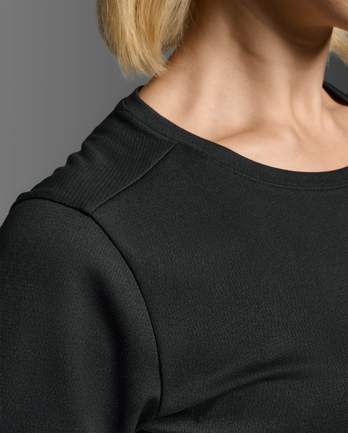 2XU Women's Aero Mesh Tee - Black/Silver Reflective