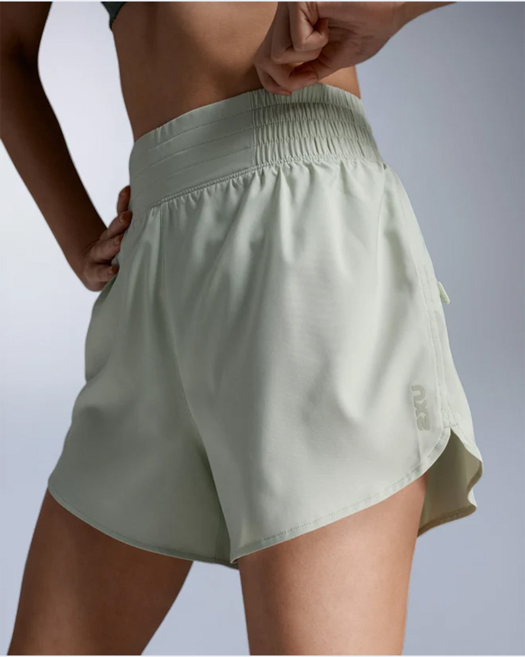 2XU Women's Aero Hi-Rise 4inch Shorts - Seafoam/Seafoam Reflective