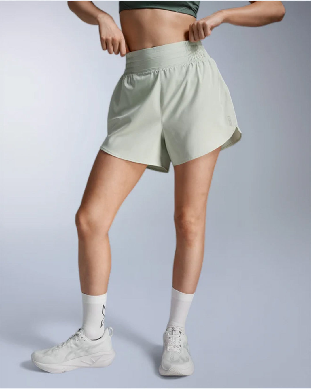 2XU Women's Aero Hi-Rise 4inch Shorts - Seafoam/Seafoam Reflective